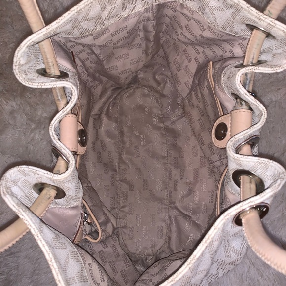 Michael Kors Tan Monogram Handbag - Picture 5 of 7